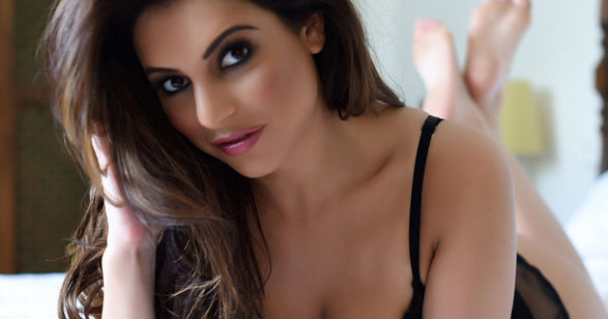 Booking Escorts in Indore
